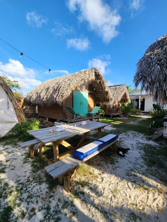 Saona Lodge Mano Juan Buitenkant foto