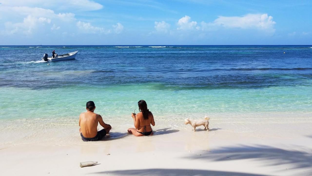 Saona Lodge Mano Juan Buitenkant foto