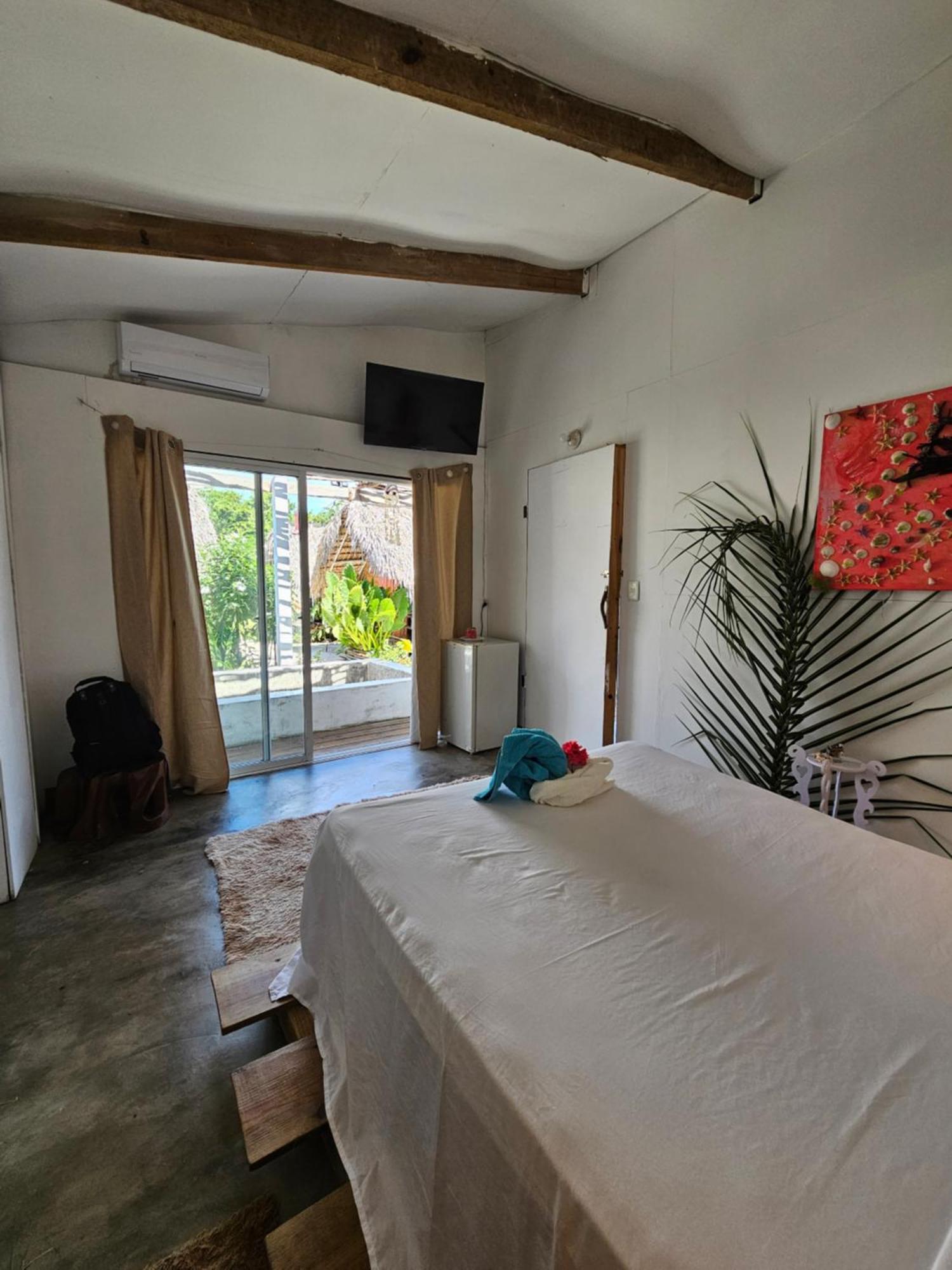 Saona Lodge Mano Juan Buitenkant foto